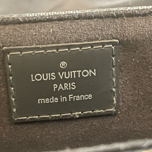 Louis Vuitton new bag , LV Alfa Messenger, good size Medium bag - Picture 12 of 16